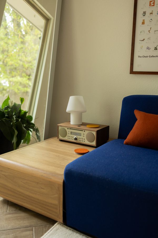 Tivoli Music System+ walnut/beige