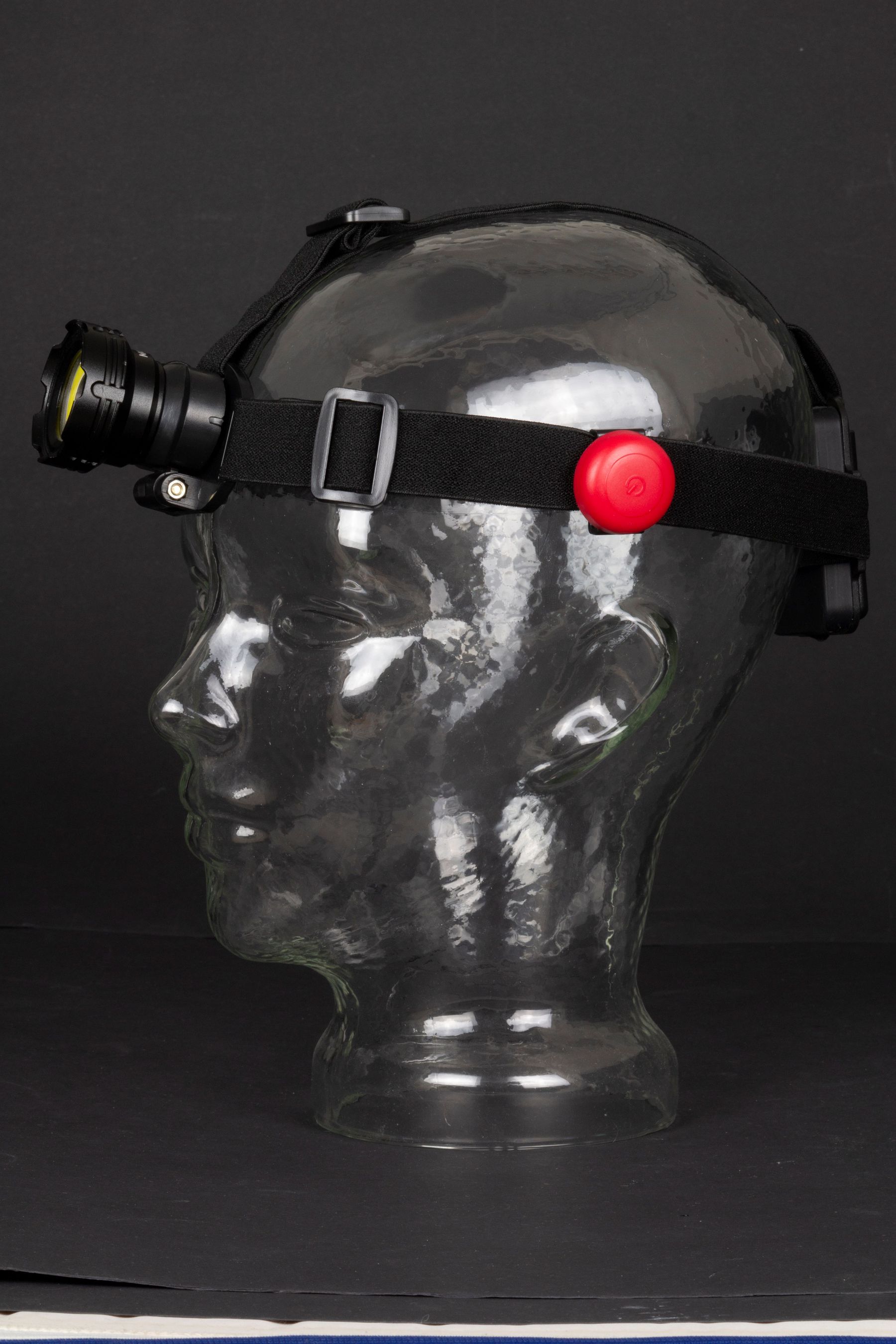 MAXIMUS LED Headlamp M-HDL-004-DU - 5W+3W 450lm 3xAAA Powered by Duracell