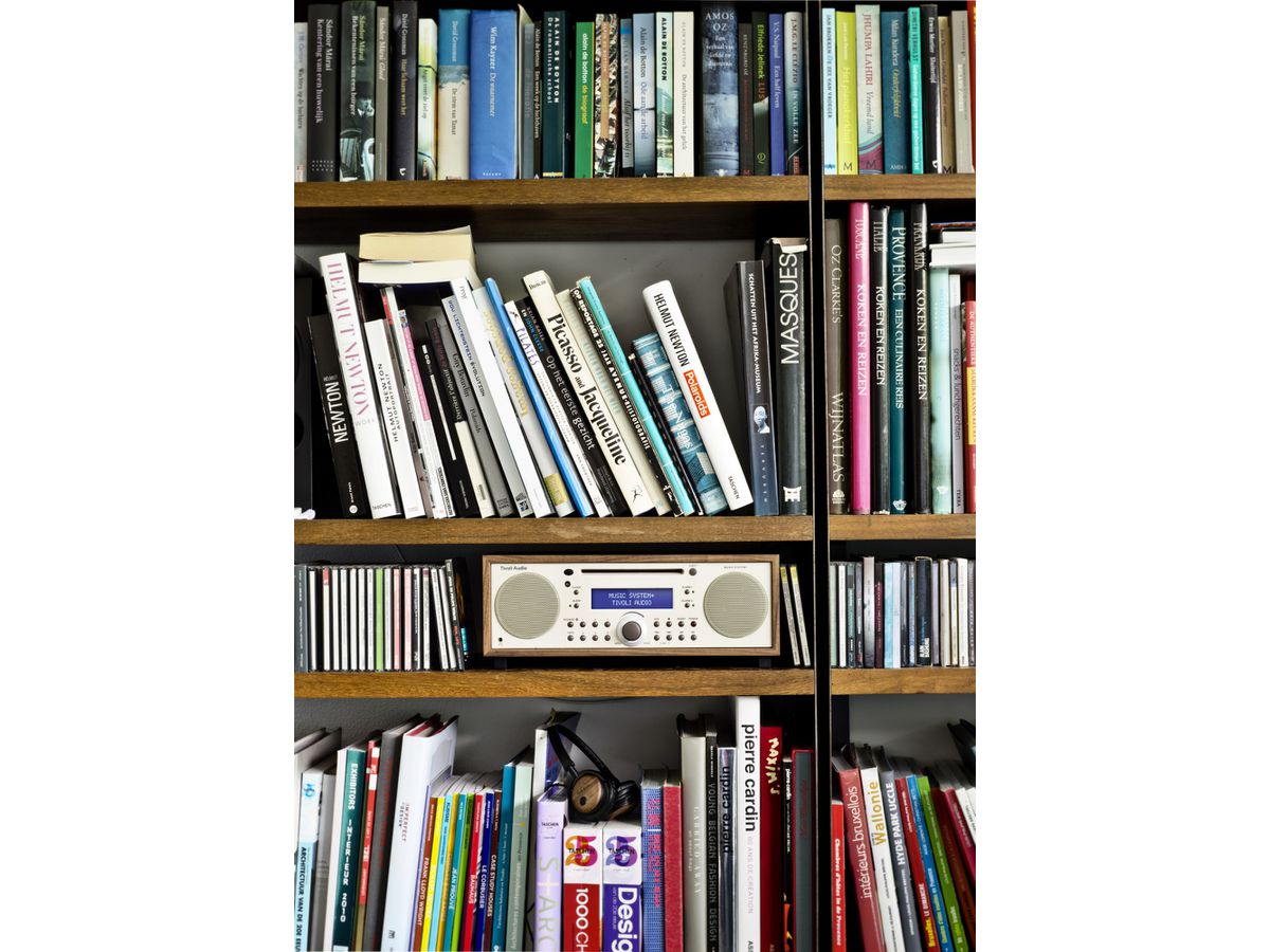 Tivoli Music System+ walnuss/beige