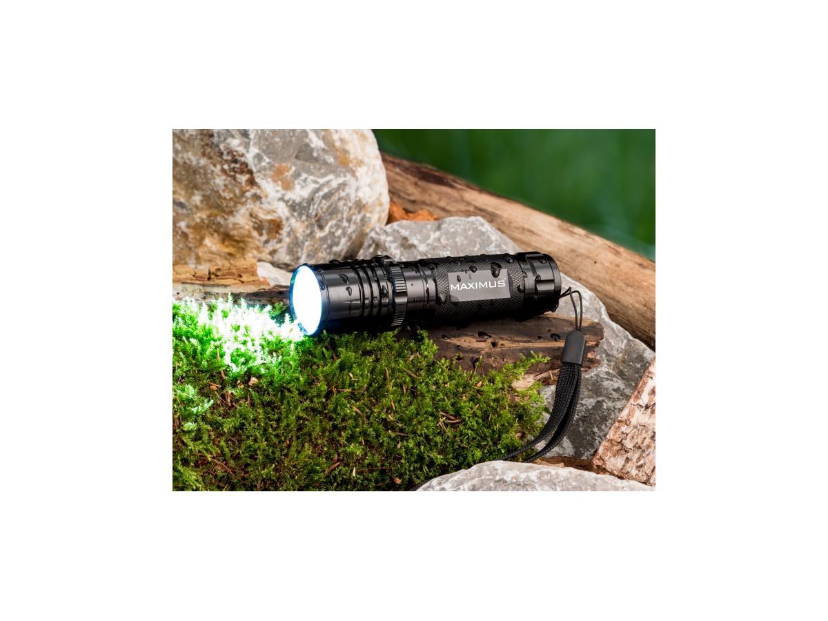 MAXIMUS LED Flashlight M-FL-013-DU - 5W 350lm 3xAAA Powered by Duracell