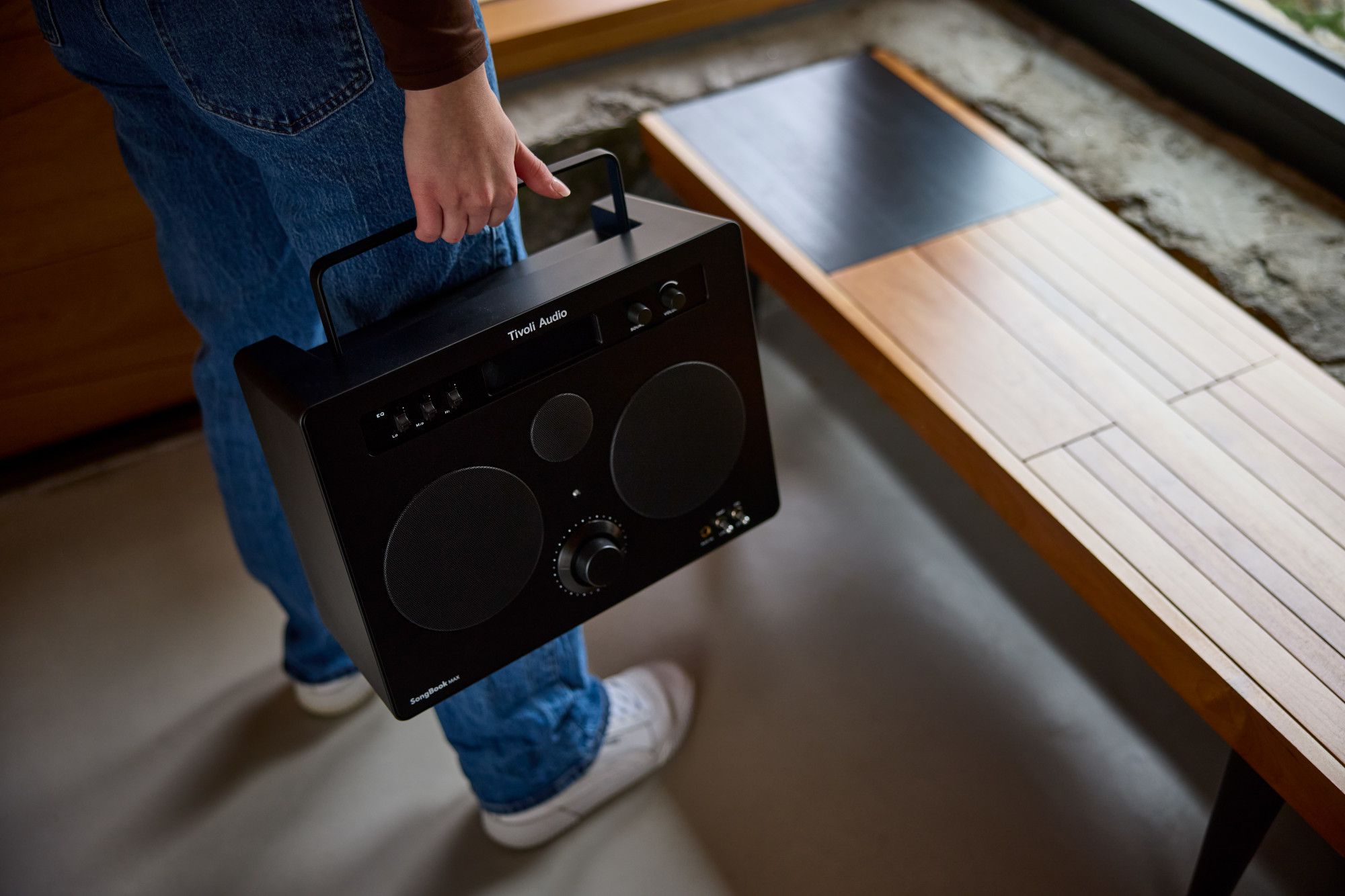 Tivoli SongBook Max schwarz