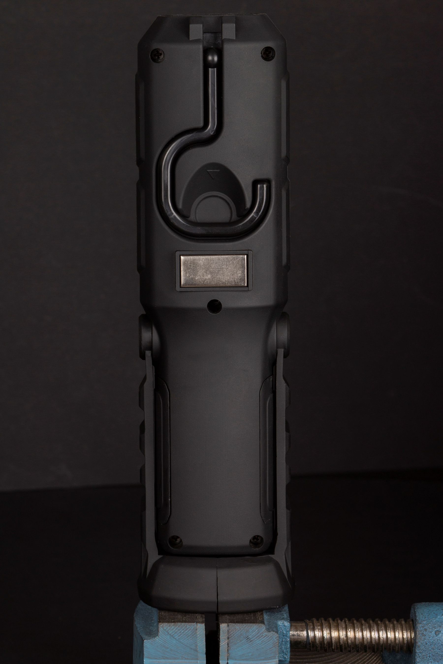 MAXIMUS LED Worklamp M-WKL-012-DU - 3W+1W 240+60lm 3xAA Powered by Duracell