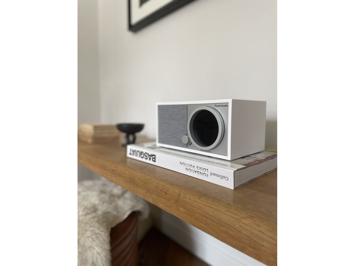 Tivoli Model One Digital Gen.2 - weiss/grau
