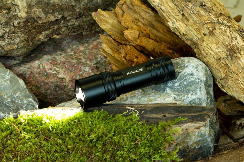 MAXIMUS LED Flashlight M-FL-018-DU - 3W 135lm 3xAAA Powered by Duracell