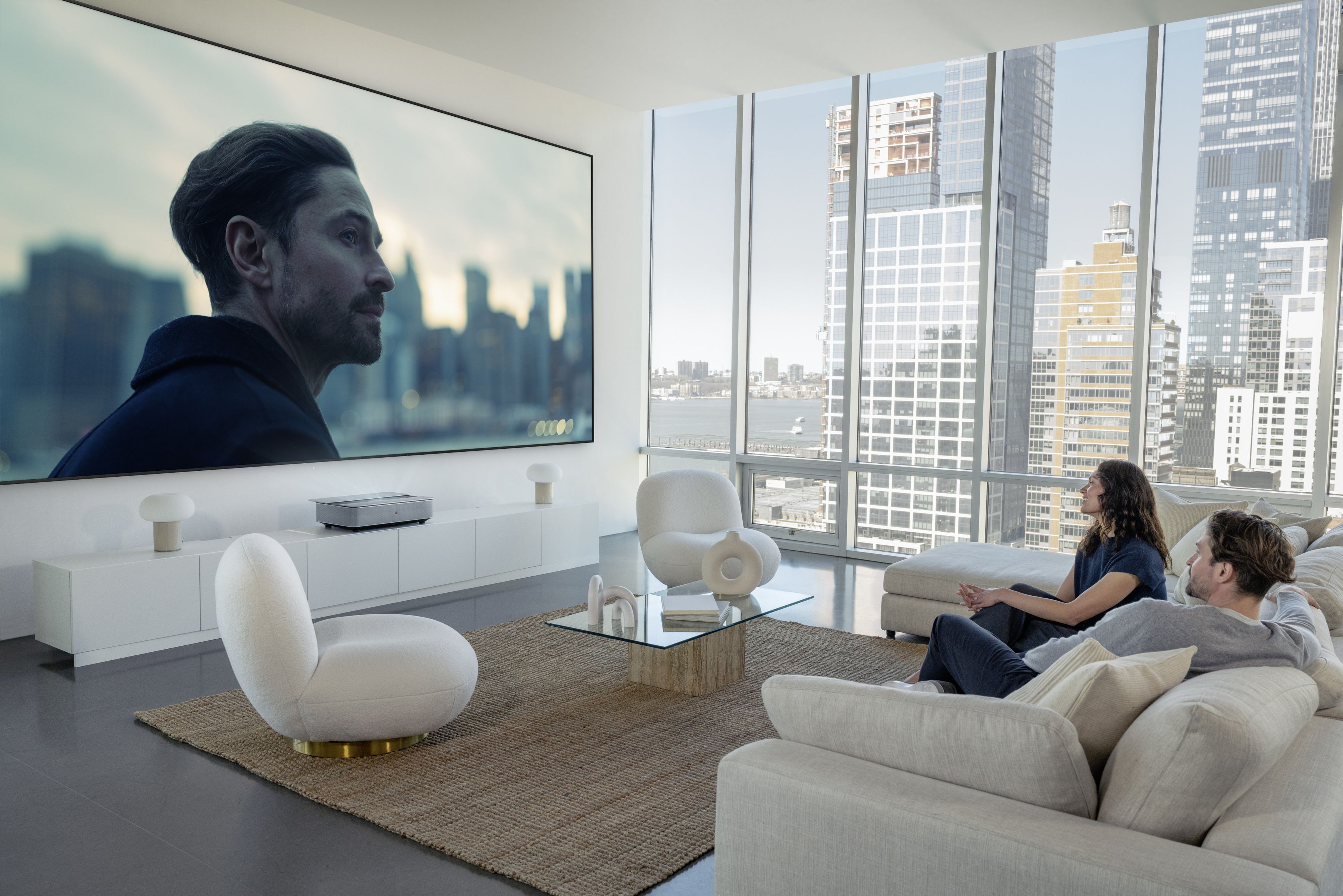 Leica Laser Cinema Cine1 120"