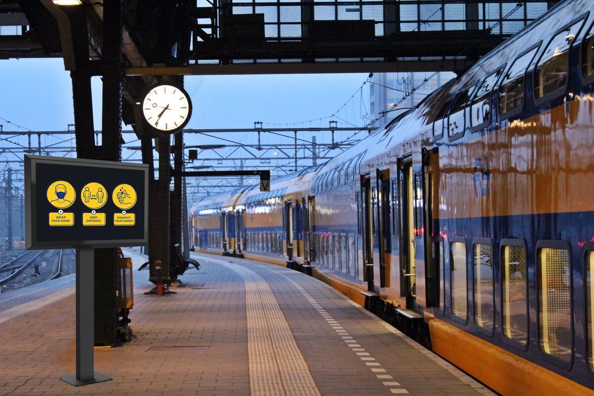 Vogel's Pro Outdoor Stand - for LG 55XE4F