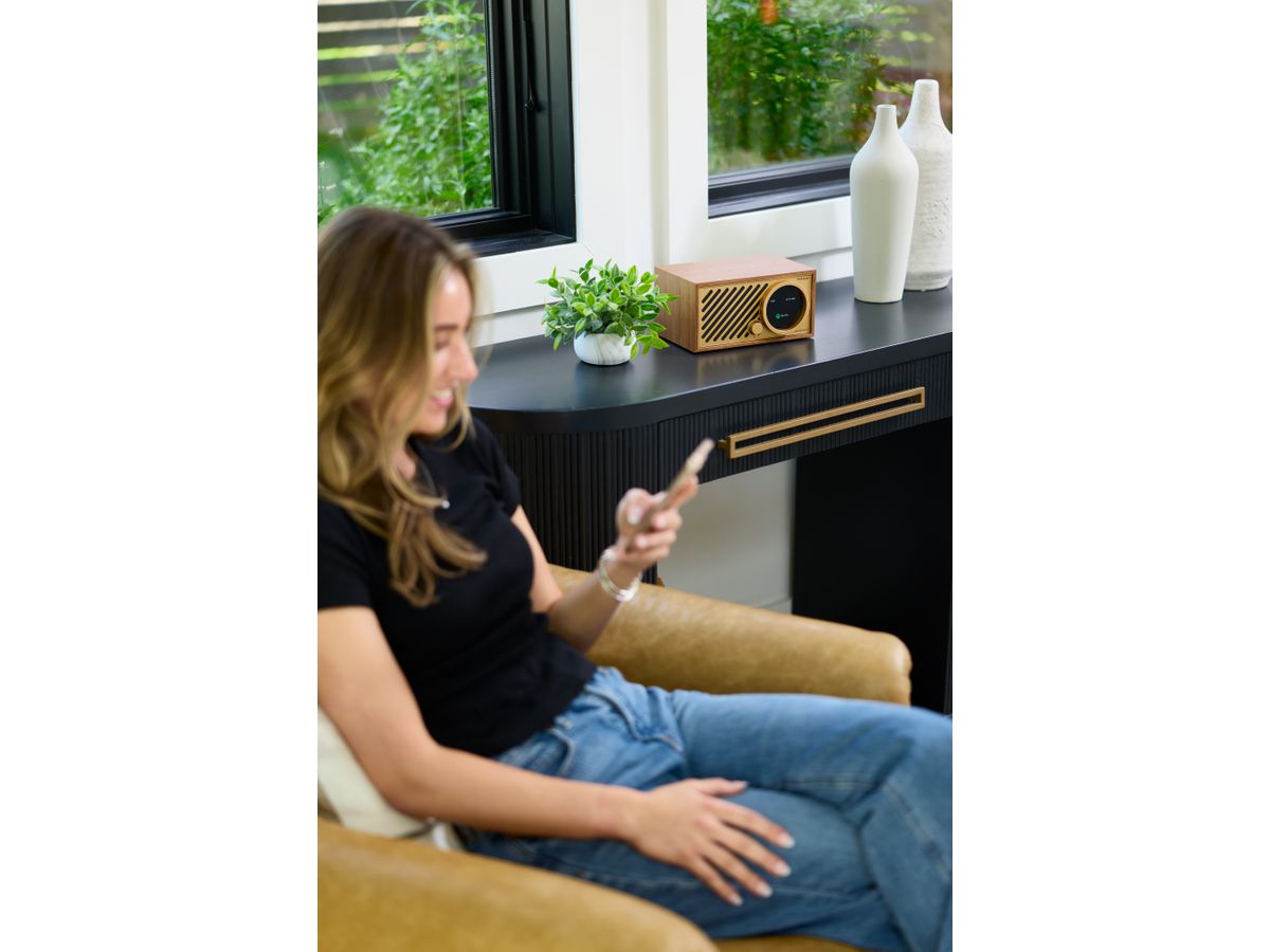 Tivoli Model One Digital Gen.3 - walnuss/gold