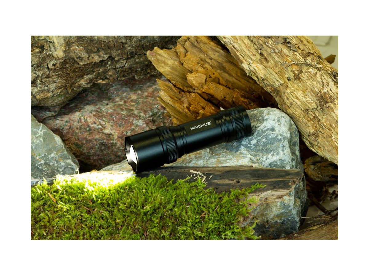 MAXIMUS LED Flashlight M-FL-018-DU - 3W 135lm 3xAAA Powered by Duracell