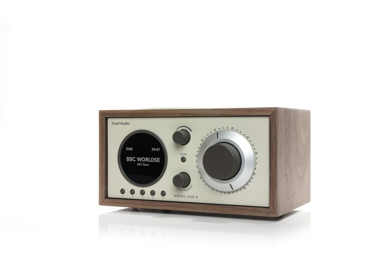Tivoli Model One+ walnuss/beige