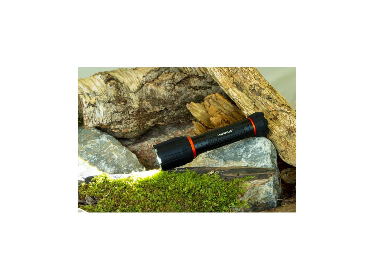 MAXIMUS LED Flashlight M-FL-013-DU - 5W 350lm 3xAAA Powered by Duracell