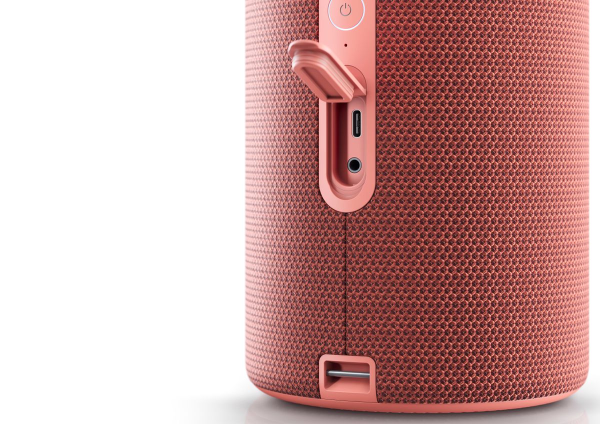 We. HEAR 1 coral red - We. by Loewe Audio