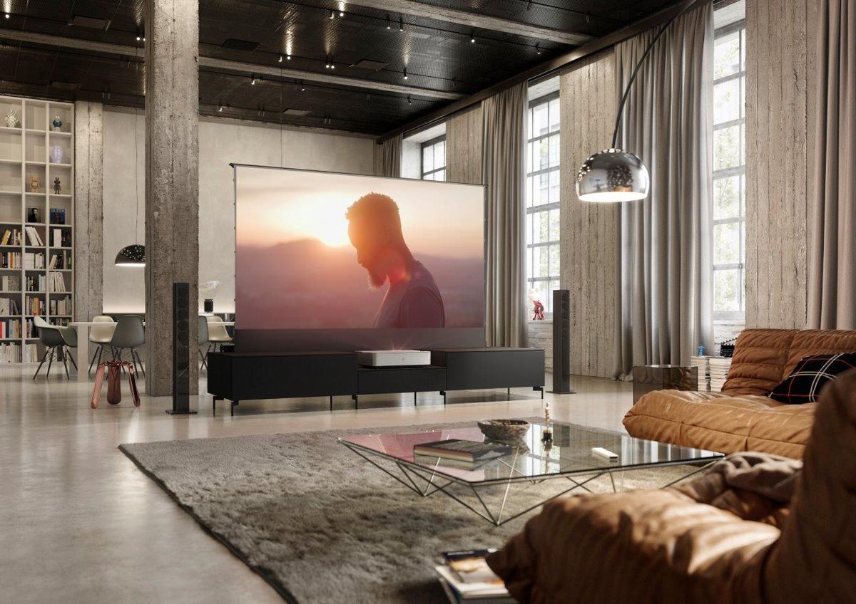 Leica Laser Cinema Cine1 120"