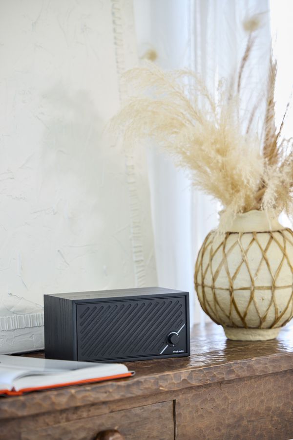 Tivoli Model Two Digital schwarz/schwarz