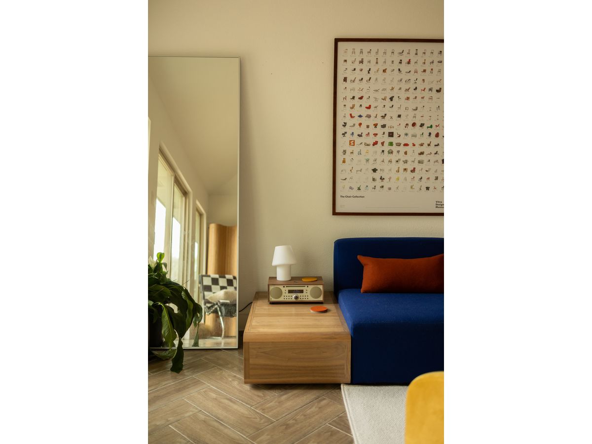 Tivoli Music System+ walnuss/beige