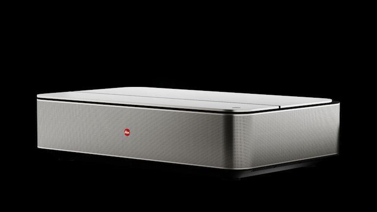 Leica Laser Cinema Cine1 100"