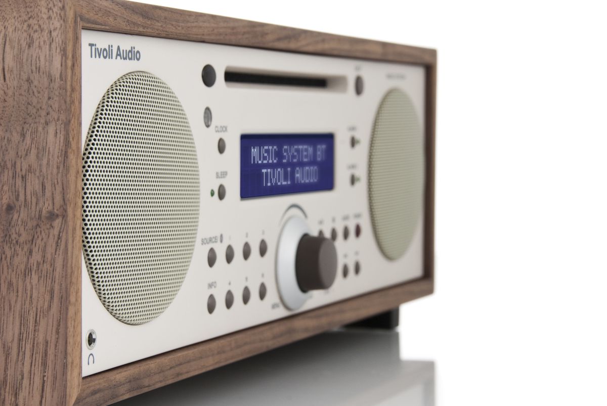 Tivoli Music System+ walnut/beige